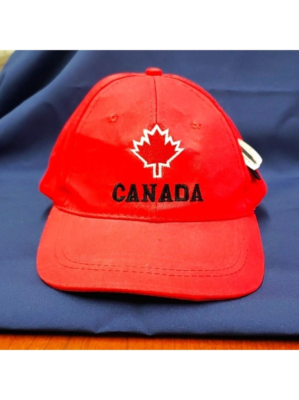 NWT Canada hat with maple leaf
